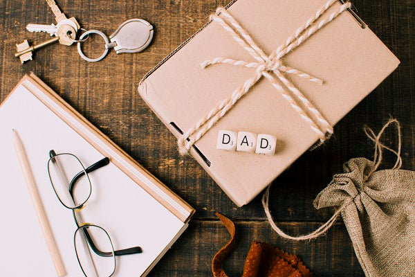 Best Leather Gift Ideas for Dad