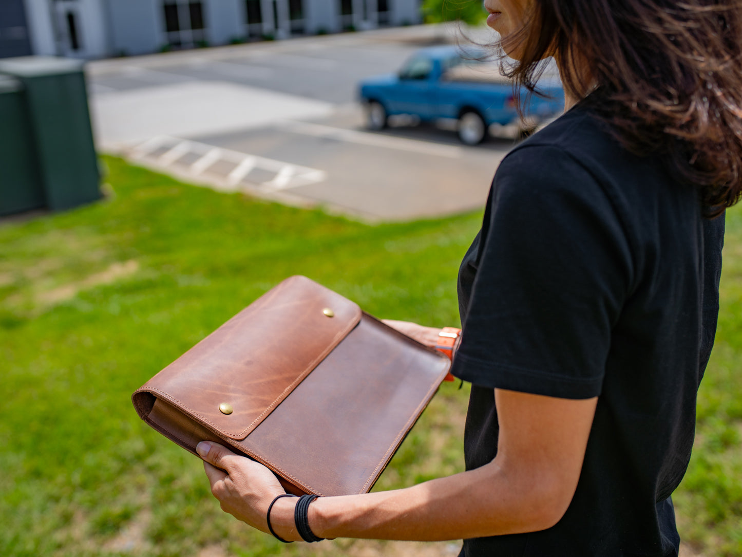 Leather Document Folder - Sesame