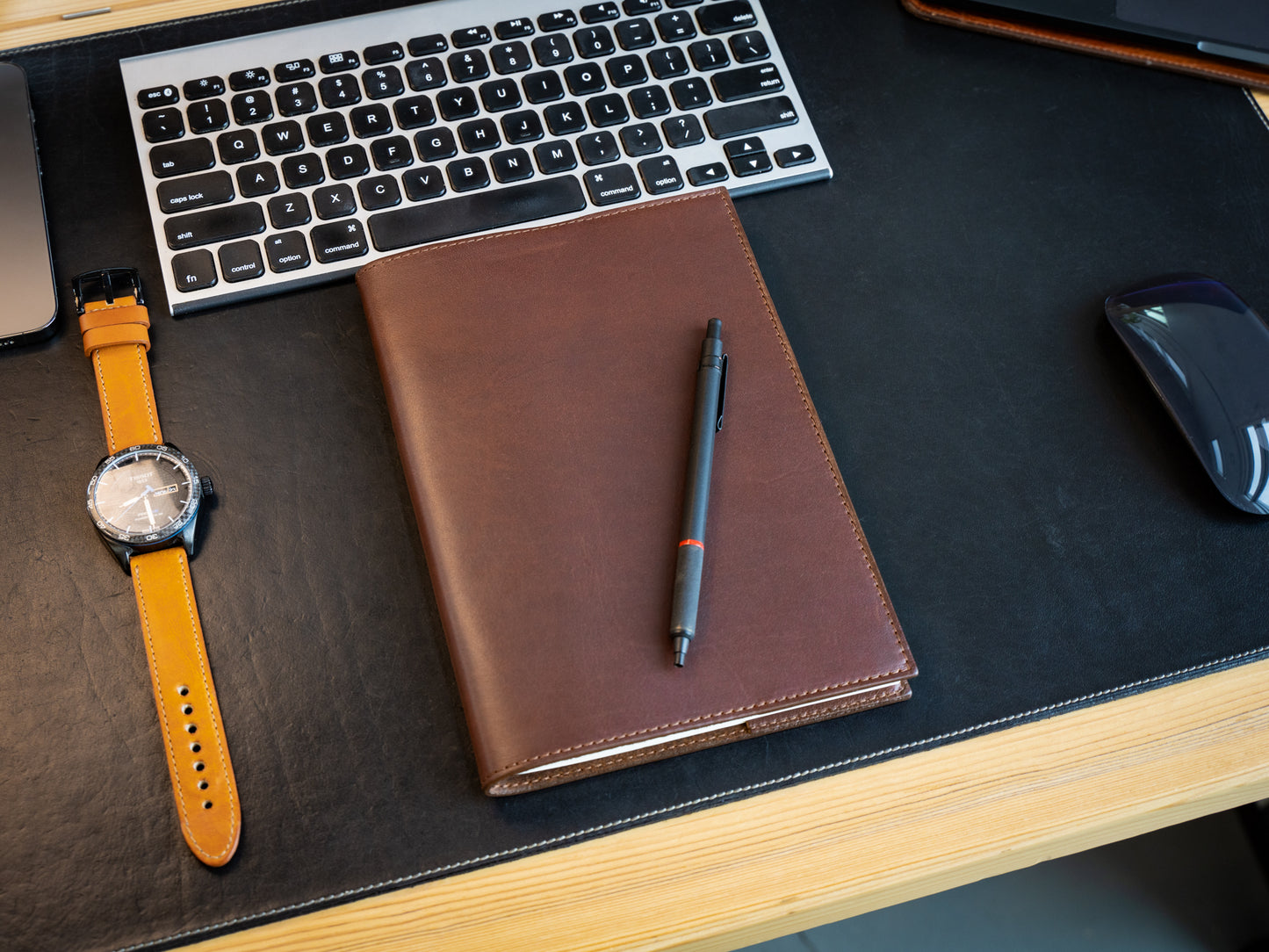 Milwaukee Leather Rhodia A5 Notebook Cover - Chestnut