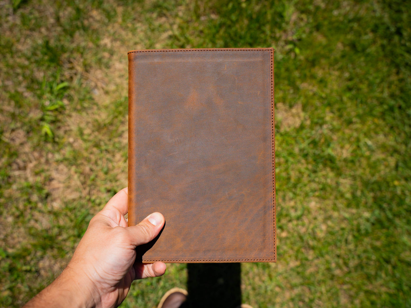 Trail Horse Leather Hardcover Menu with Corners - Walnut