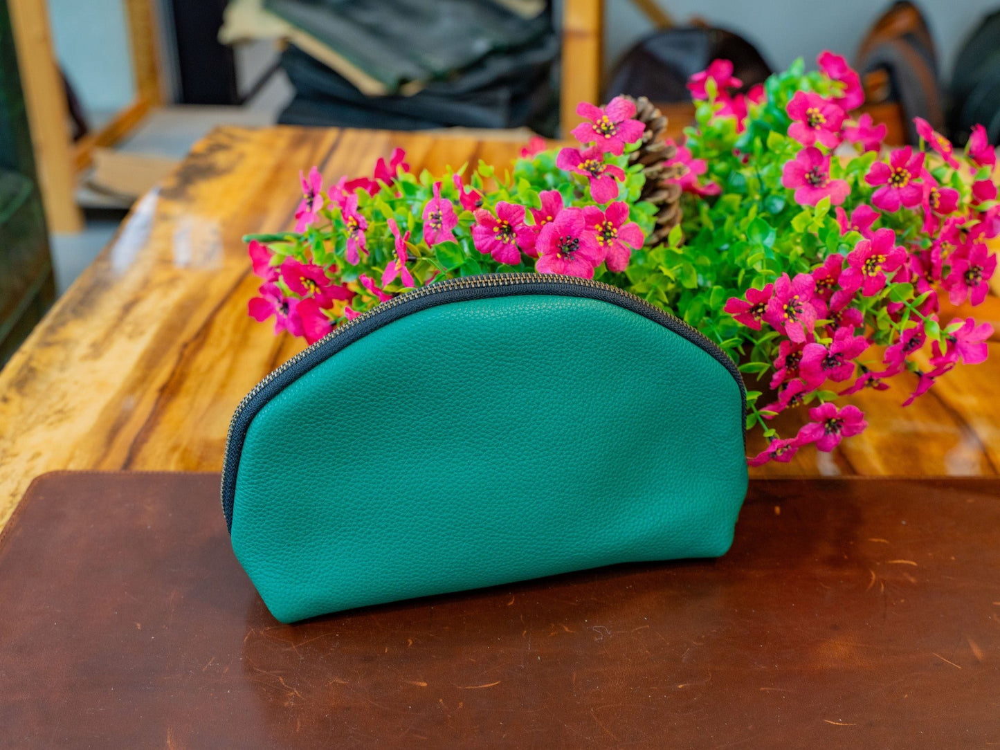 Italian Leather Travel Pouch 2.0 - Green