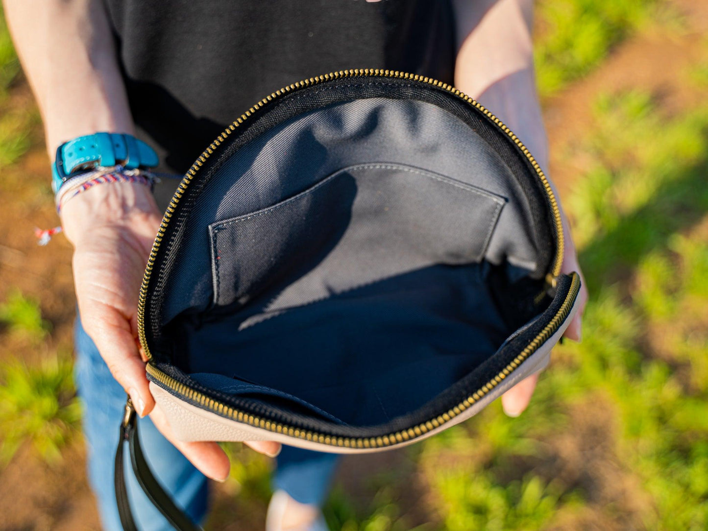 Italian Leather Zipper Pouch - Cream Pouch - olpr.